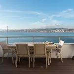 דירה Luxury View & Balcony - Ac & Elevator