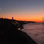 דירה Luxury View & Balcony - Ac & Elevator
