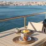 Luxury View & Balcony - Ac & Elevator דירה ליסבון