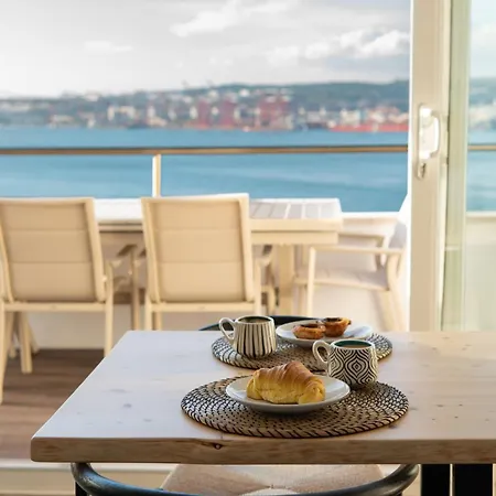 Apartament Luxury View & Balcony - Ac & Elevator Lizbona