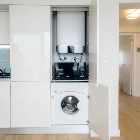 Apartament Luxury View & Balcony - Ac & Elevator