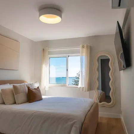 아파트 Luxury View & Balcony - Ac & Elevator